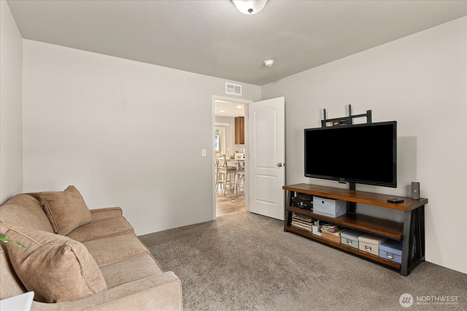 13012 View Place Property Photo 19