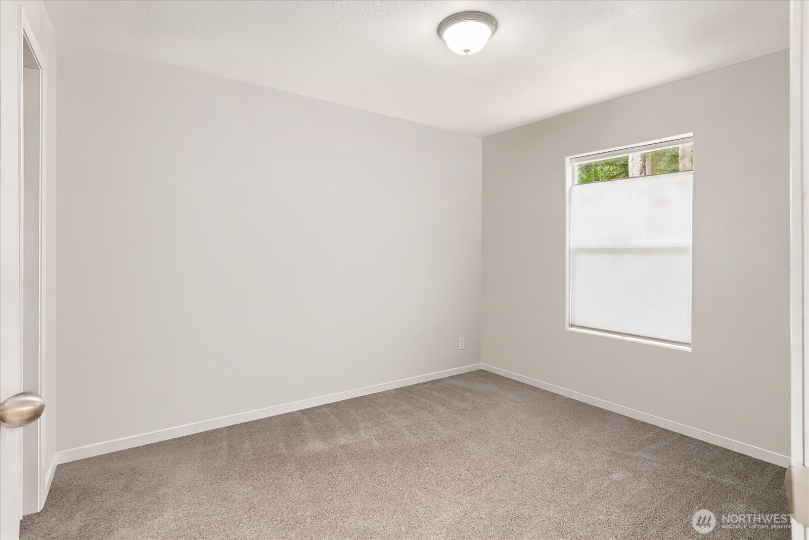 13012 View Place Property Photo 21