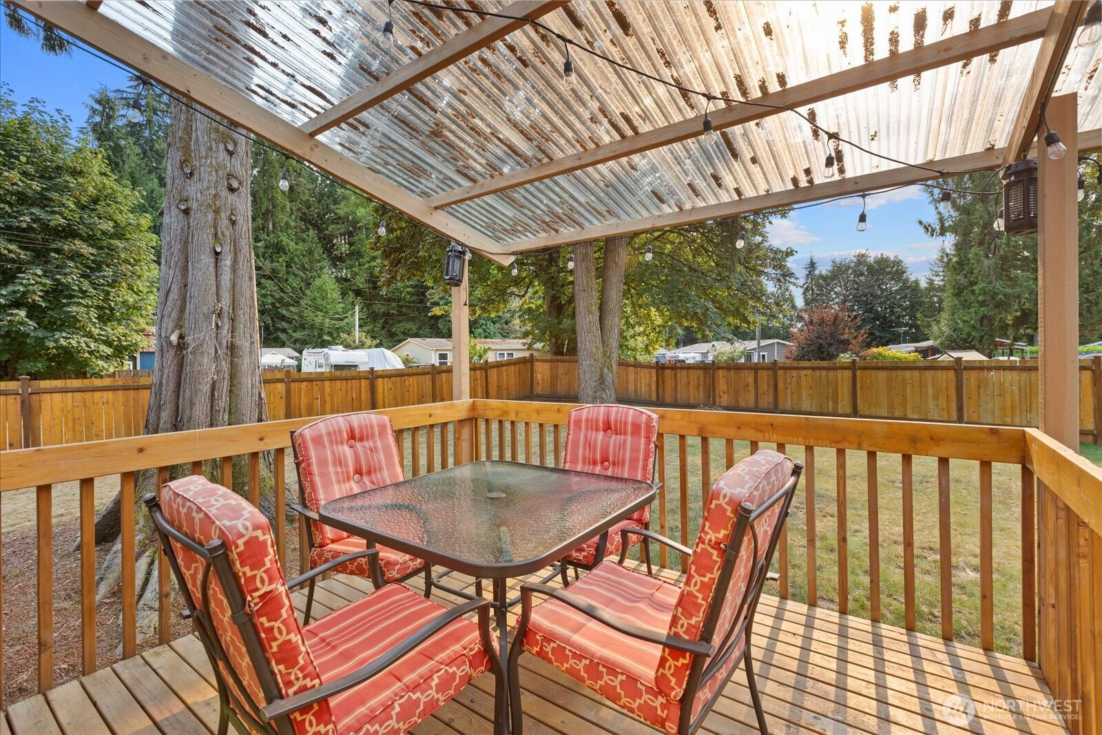 13012 View Place Property Photo 23