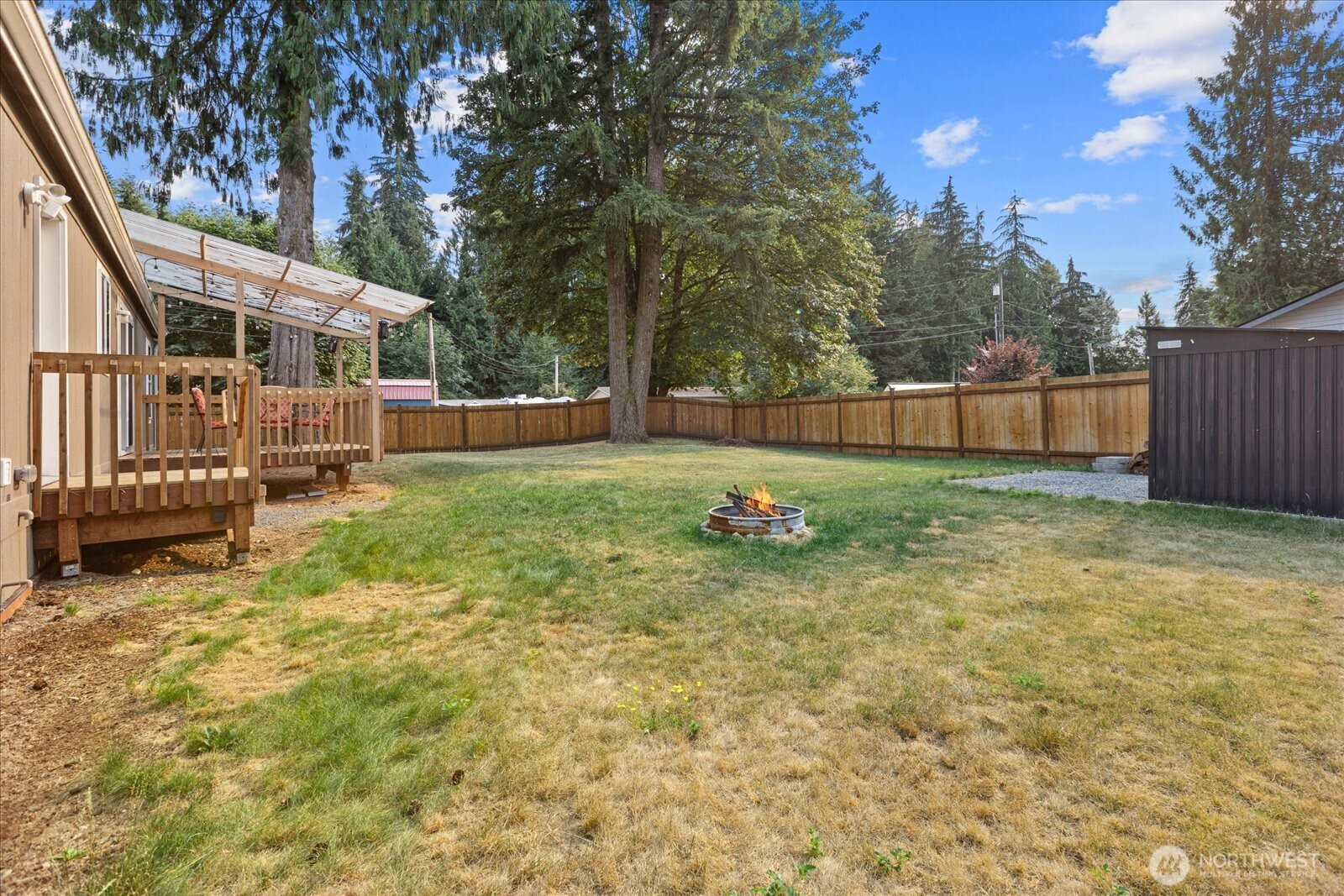 13012 View Place Property Photo 24