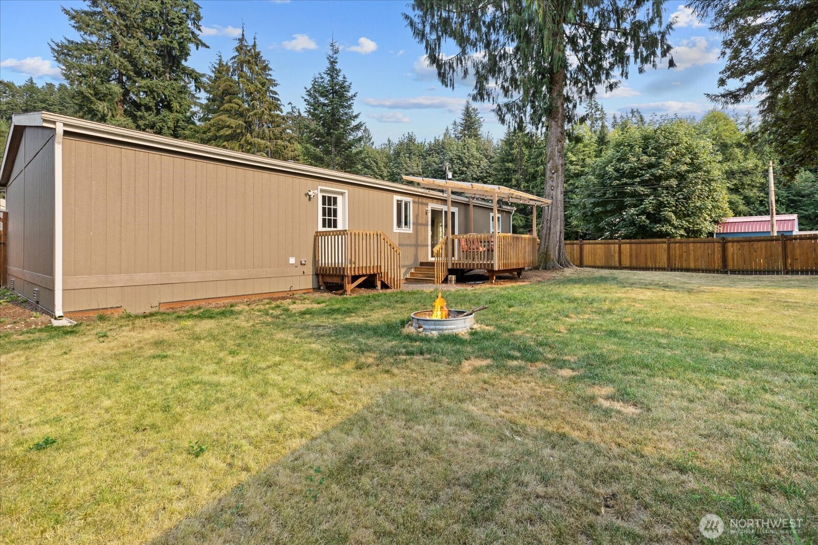 13012 View Place Property Photo 25