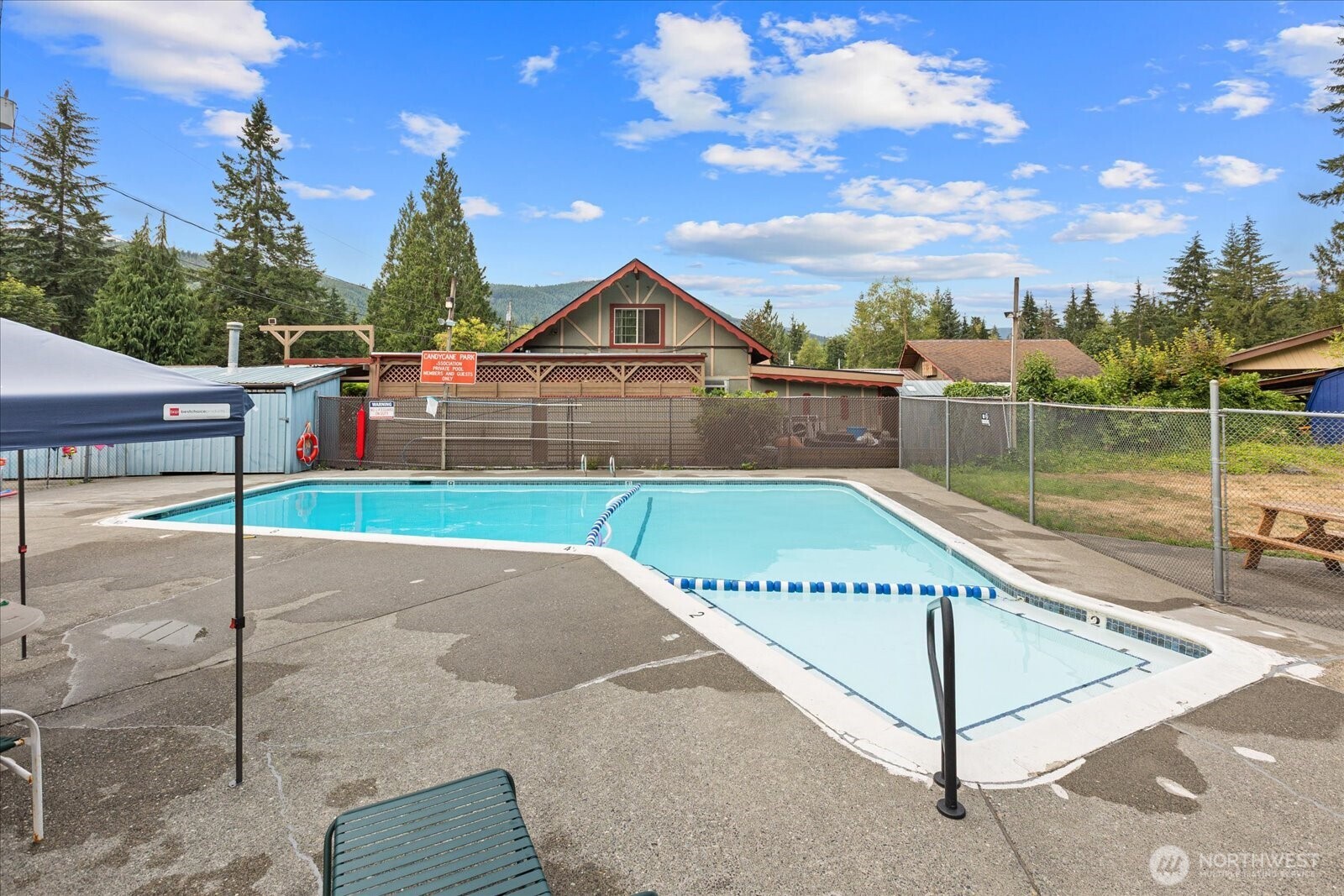 13012 View Place Property Photo 32