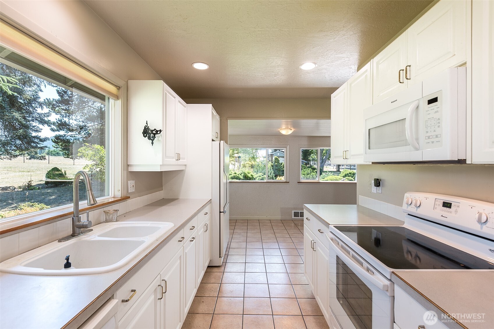 31 Mcfarland Drive Property Photo 15