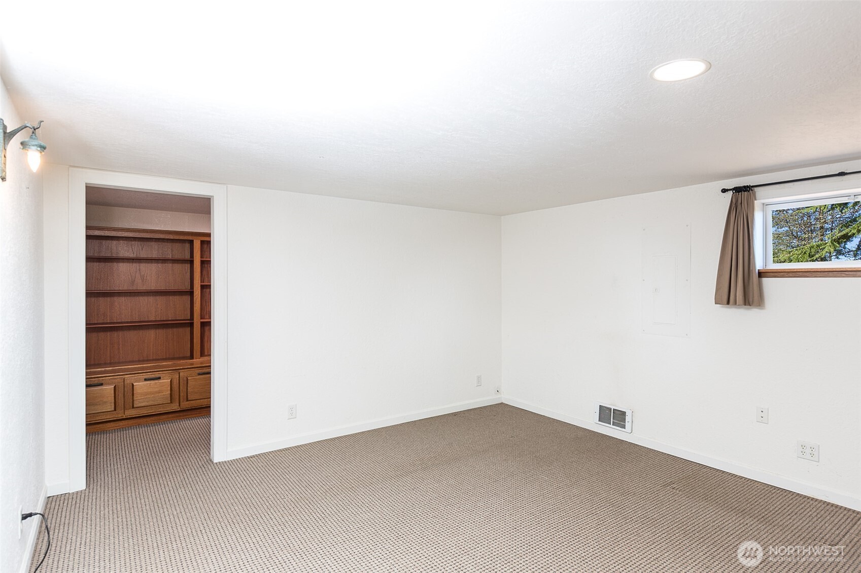 31 Mcfarland Drive Property Photo 24