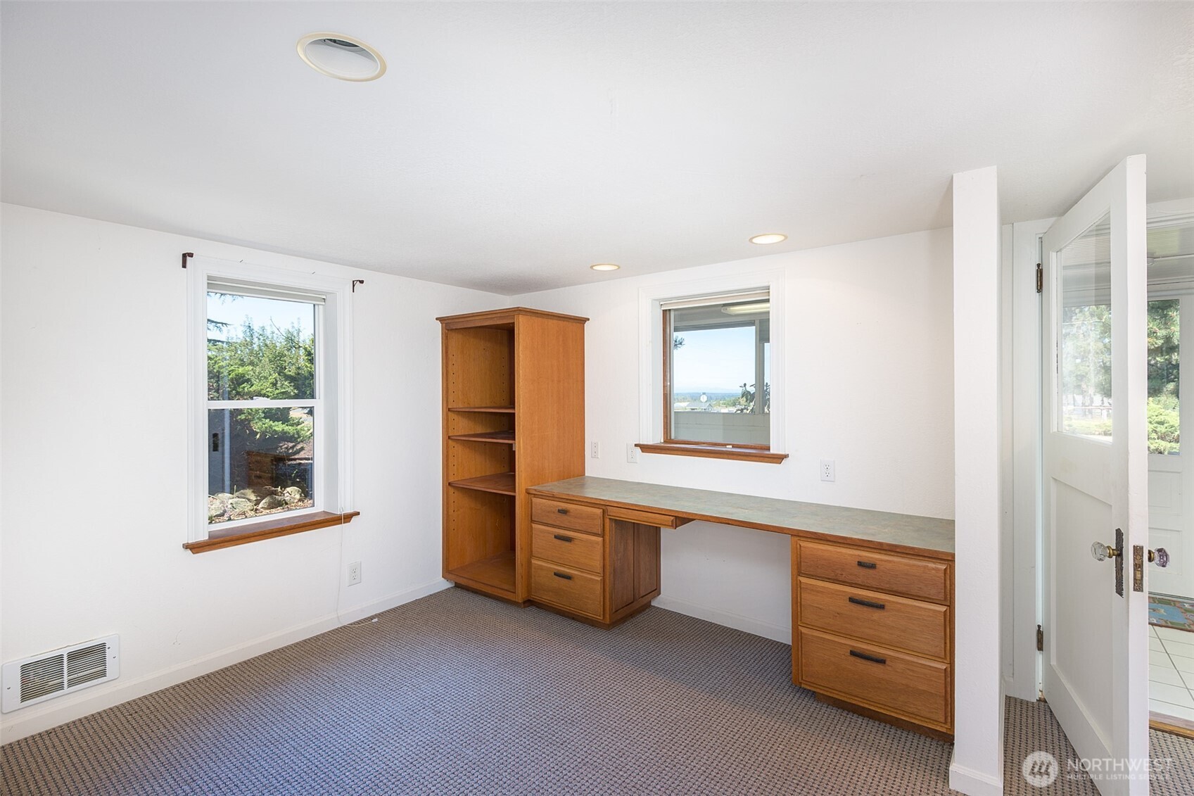 31 Mcfarland Drive Property Photo 29