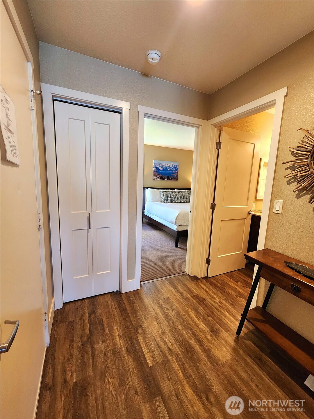 1 Beach 555-c Property Photo 9