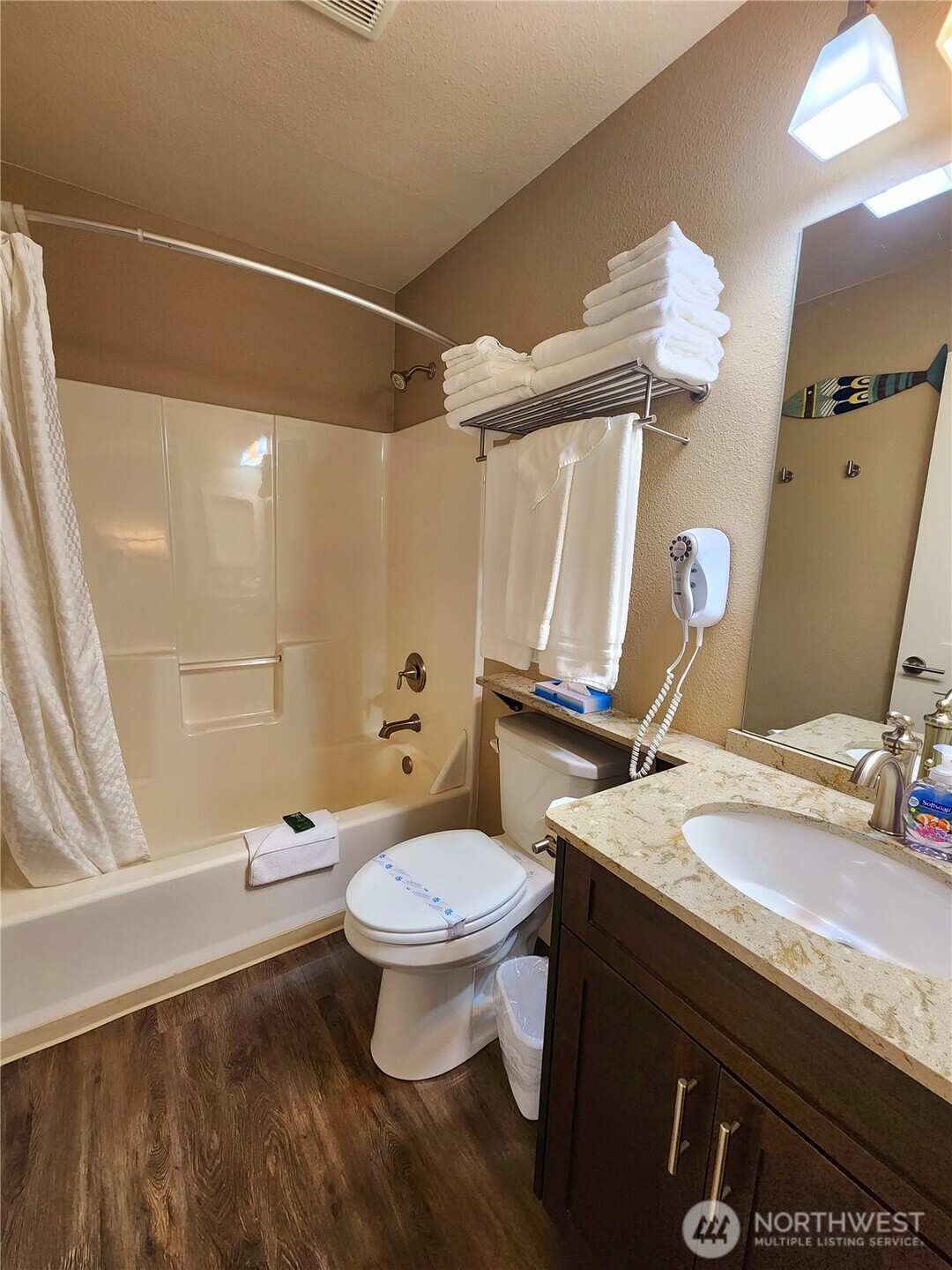 1 Beach 555-c Property Photo 11