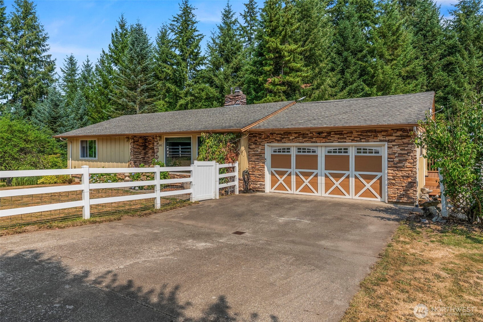 891 Young Road Property Photo 1