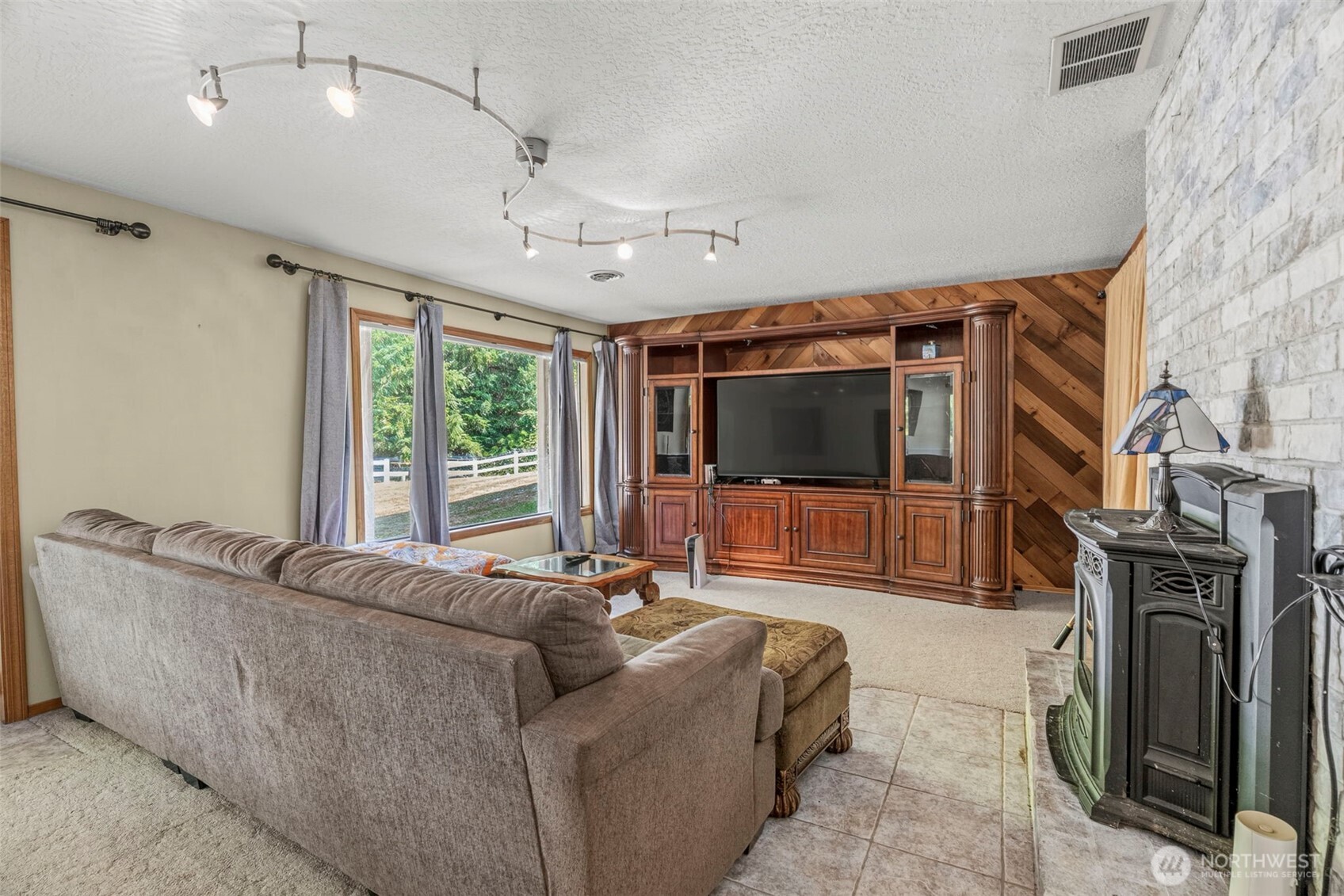 891 Young Road Property Photo 20