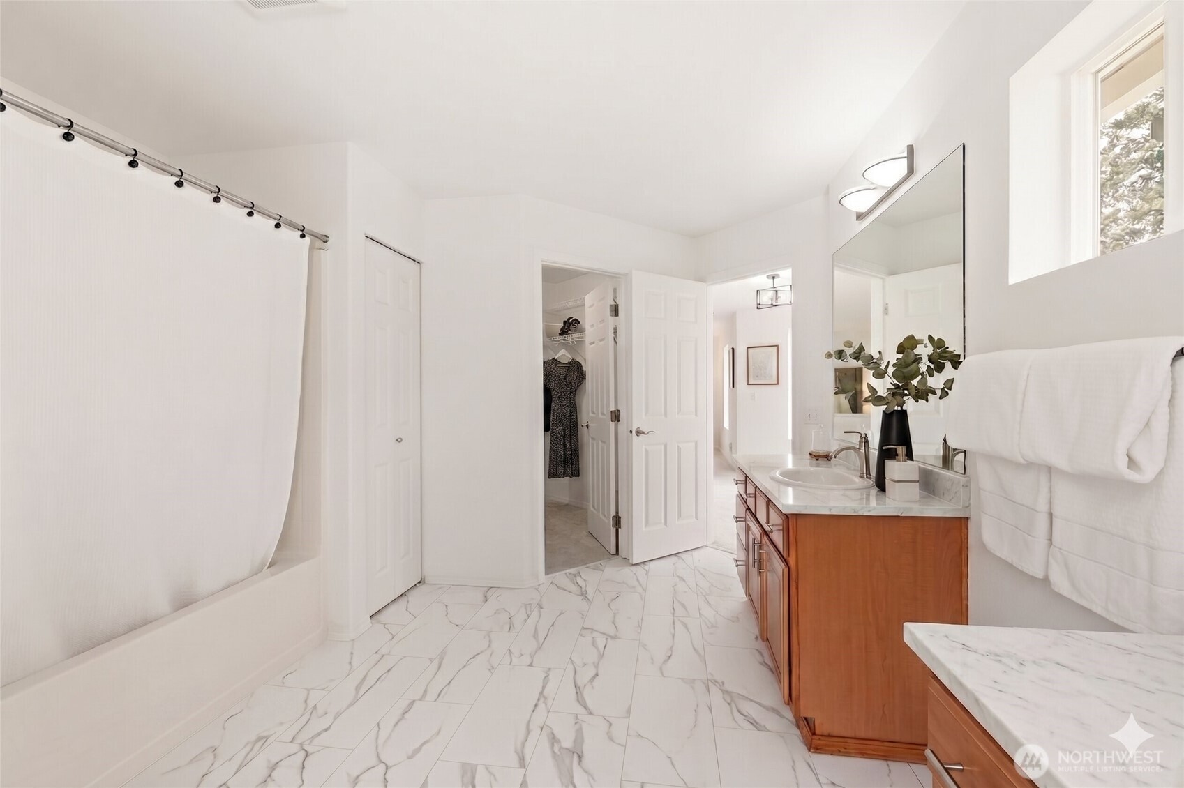 2108 250th Place Property Photo 23