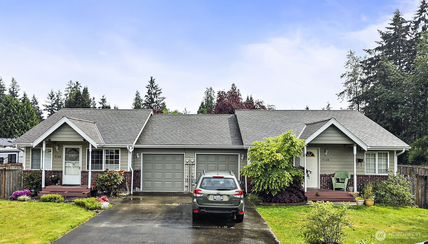 916 40th Avenue Property Photo 1