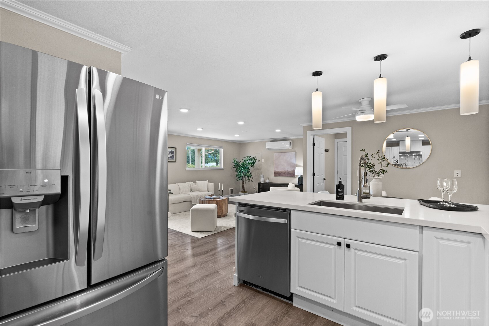 1910 110th Drive Property Photo 9