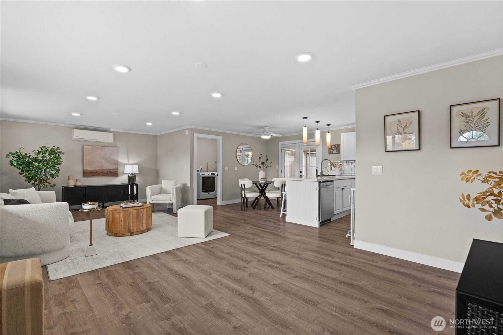 1910 110th Drive Property Photo 12