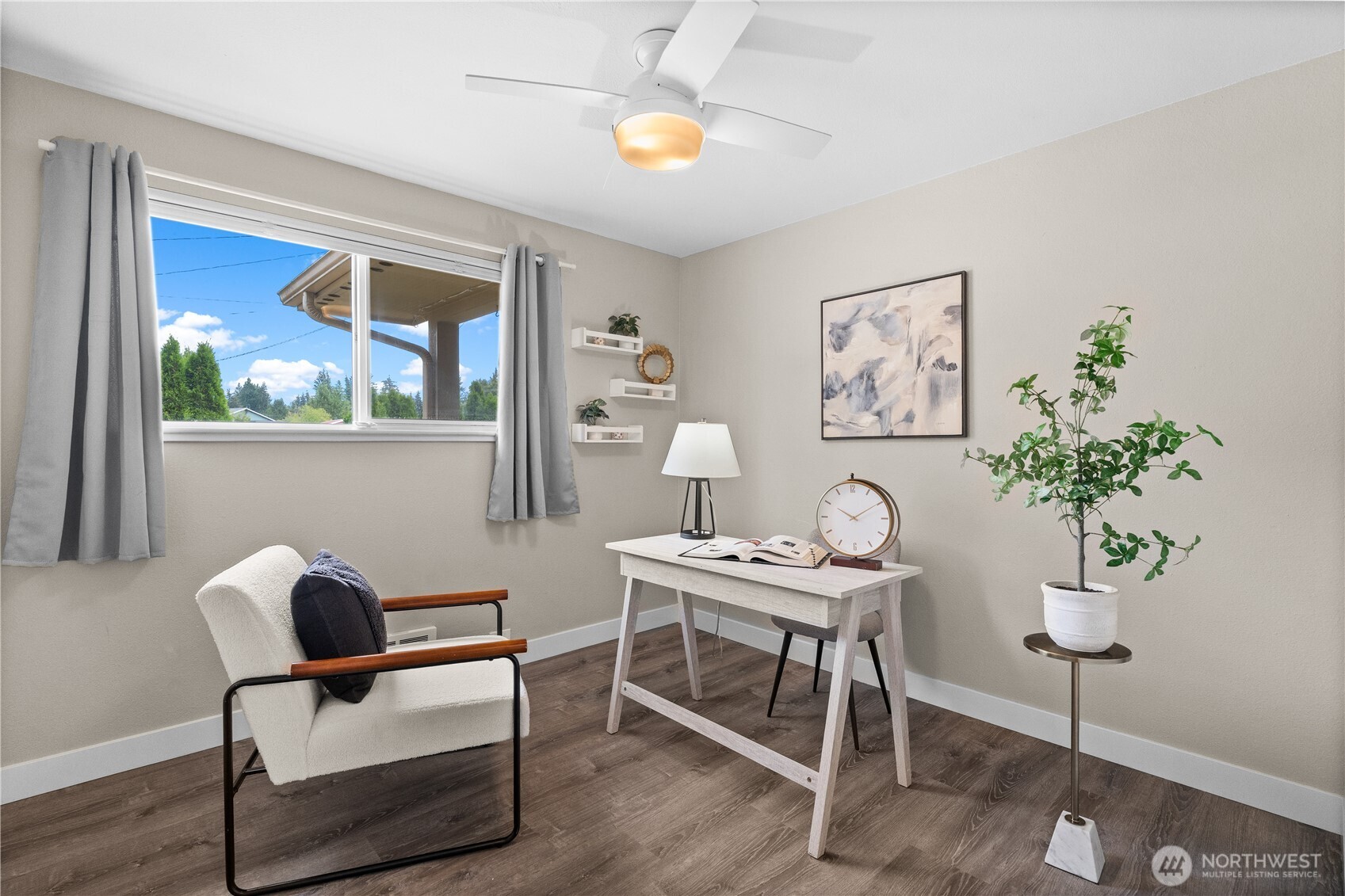 1910 110th Drive Property Photo 18