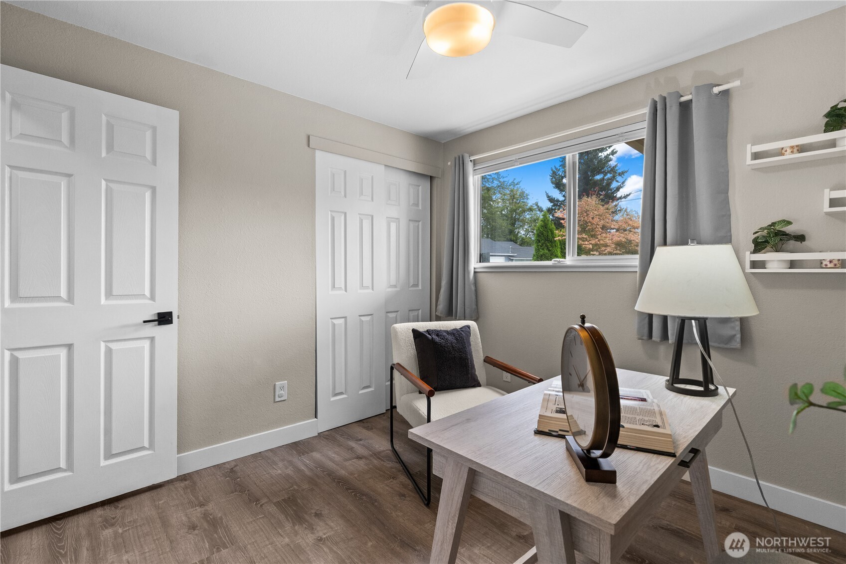 1910 110th Drive Property Photo 19