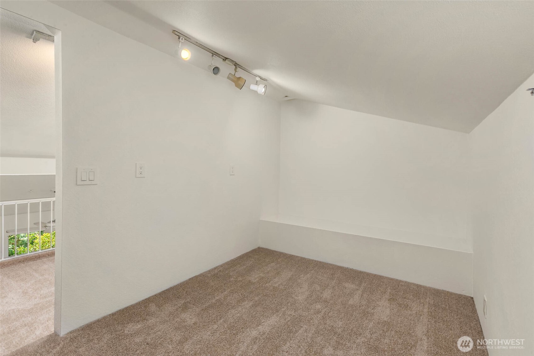 17300 91st Avenue A301 Property Photo 24
