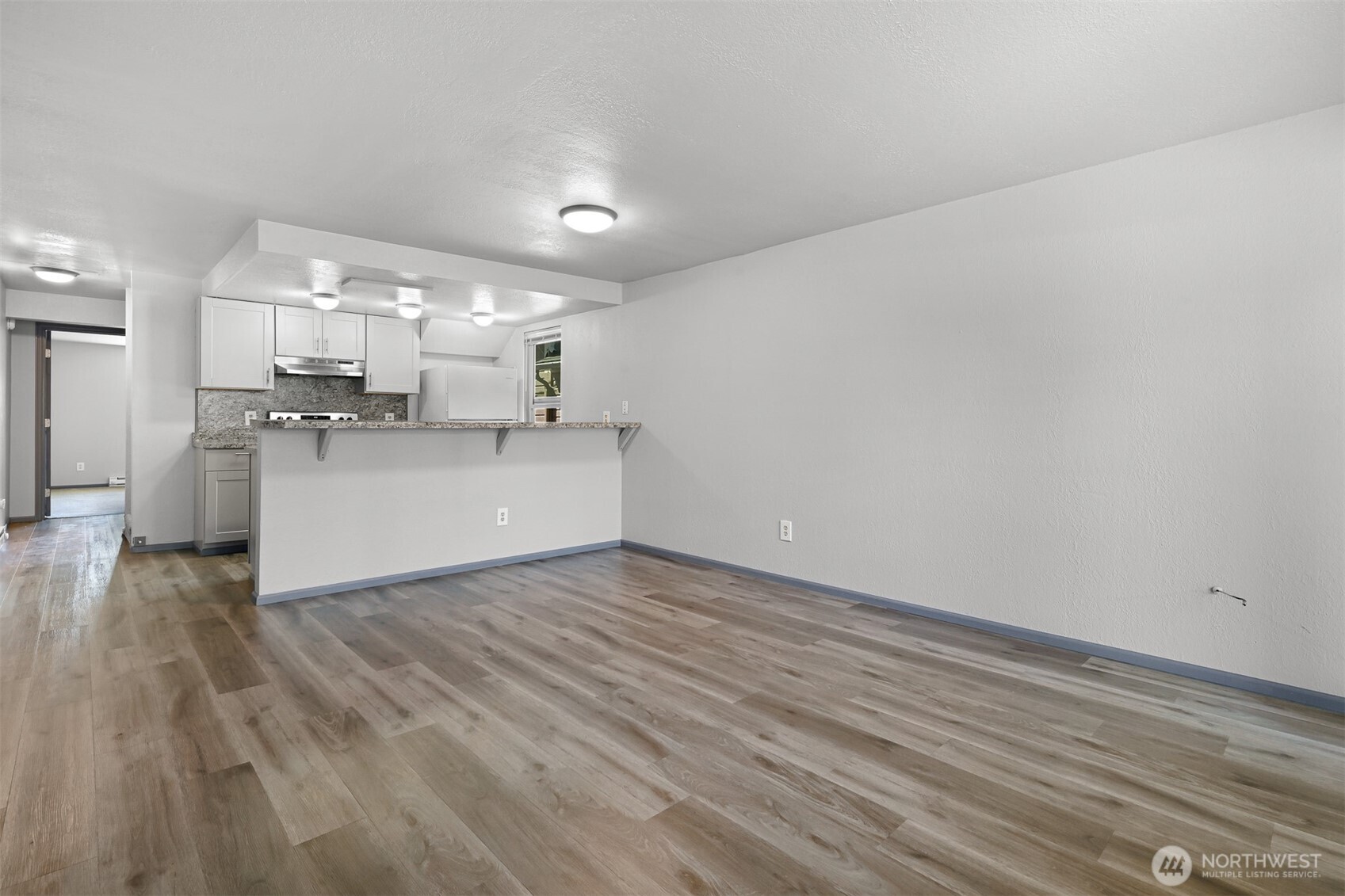 2221 Wilson Avenue Property Photo 10
