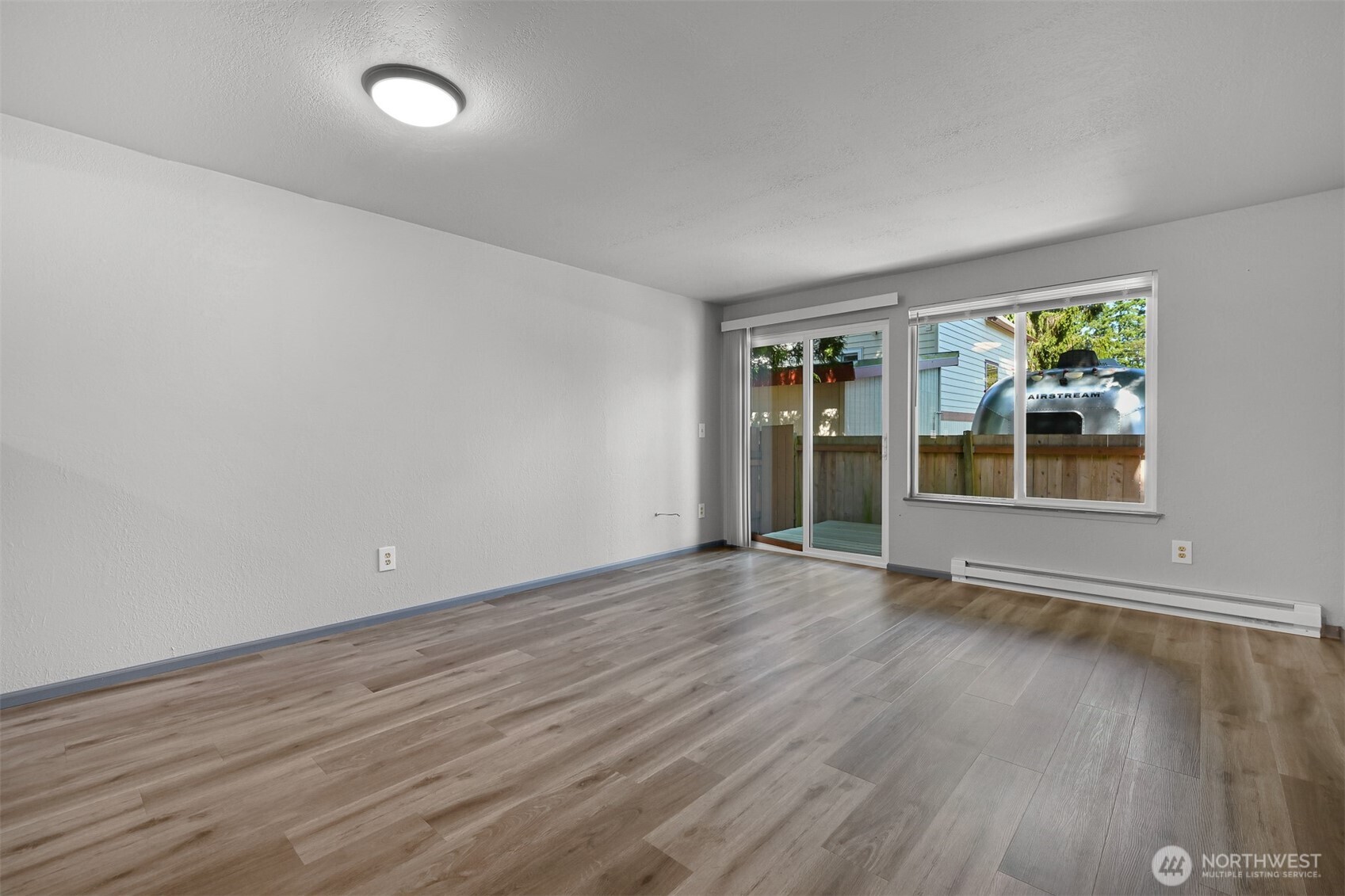 2221 Wilson Avenue Property Photo 13