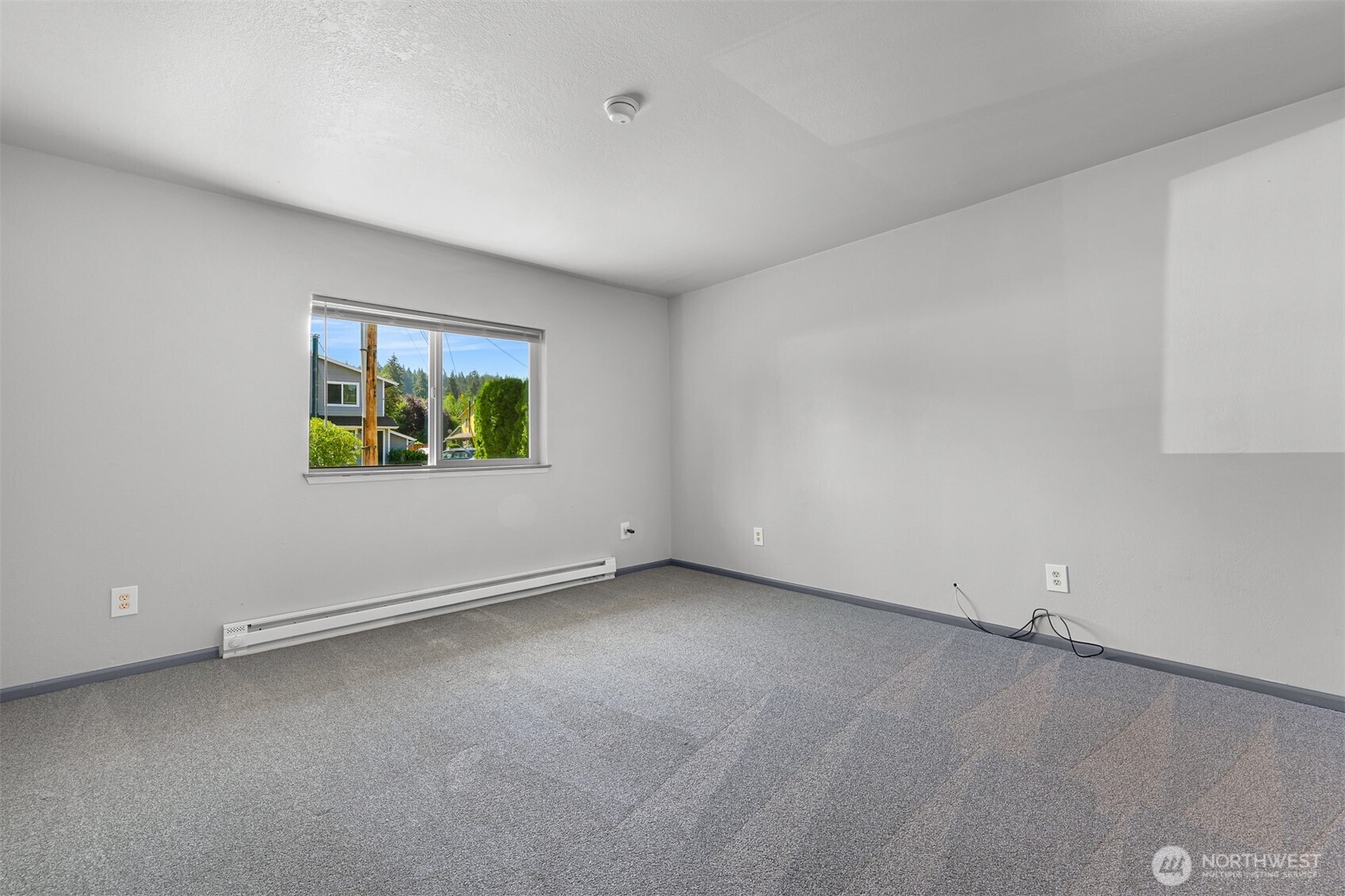2221 Wilson Avenue Property Photo 17