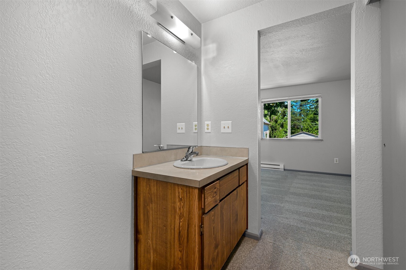 2221 Wilson Avenue Property Photo 20
