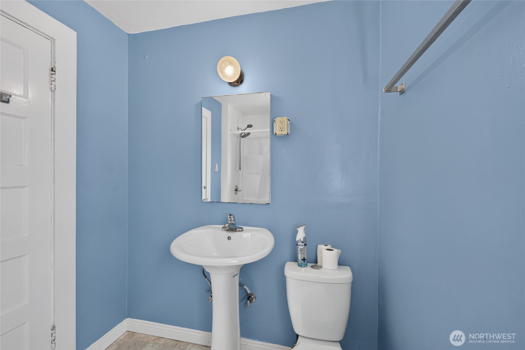 903 S Albert Street Property Photo 19