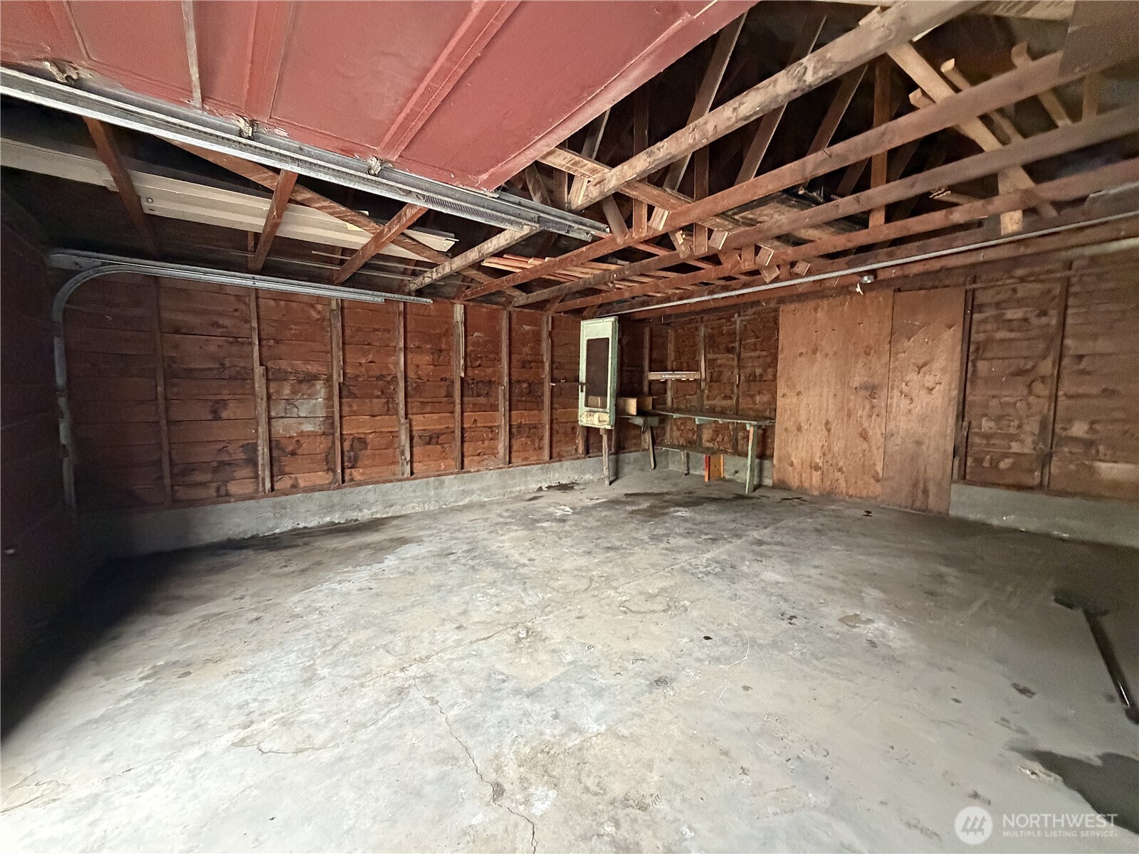 20 N Elm Street Property Photo 7