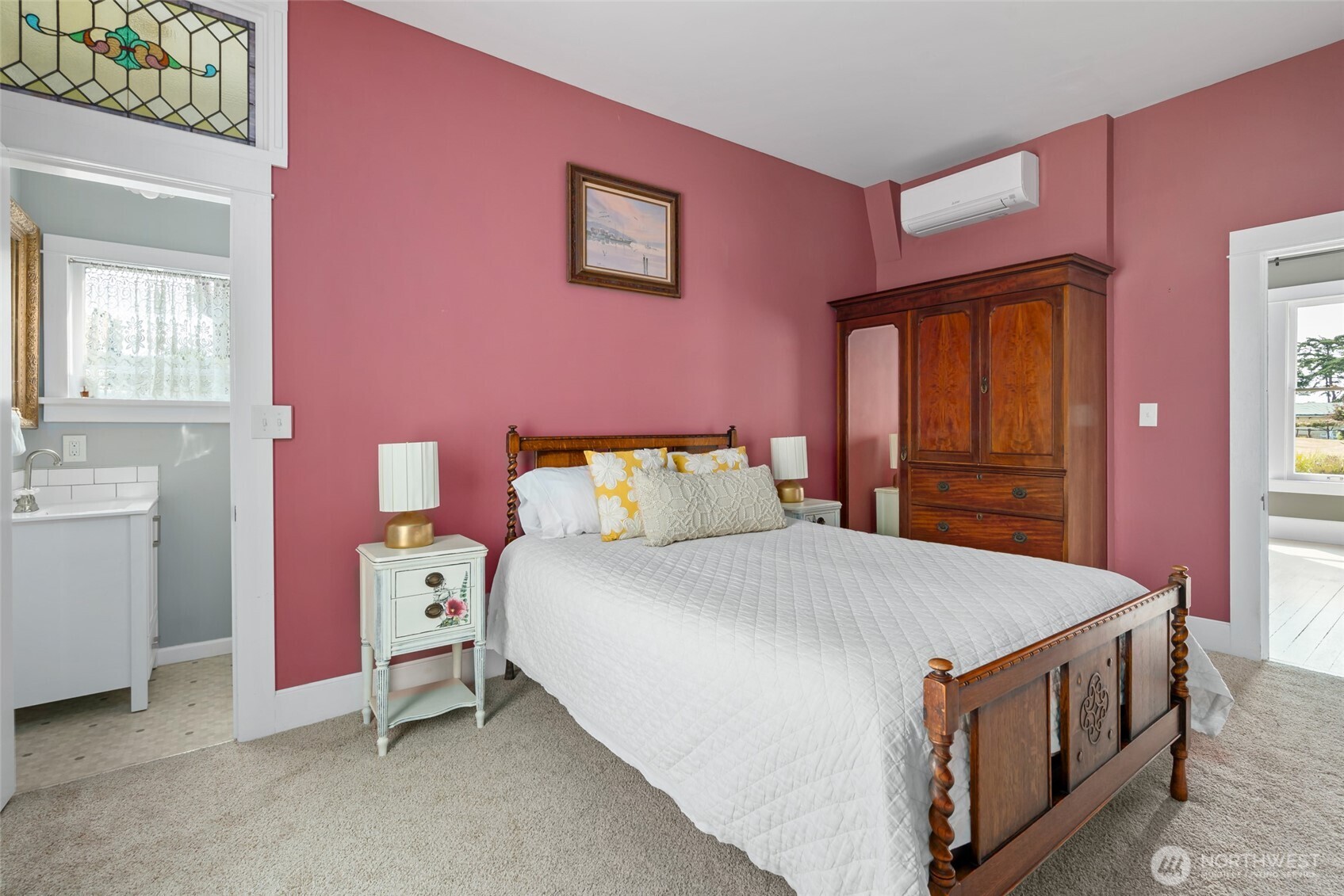 1209 Ne Leisure Street Property Photo 12