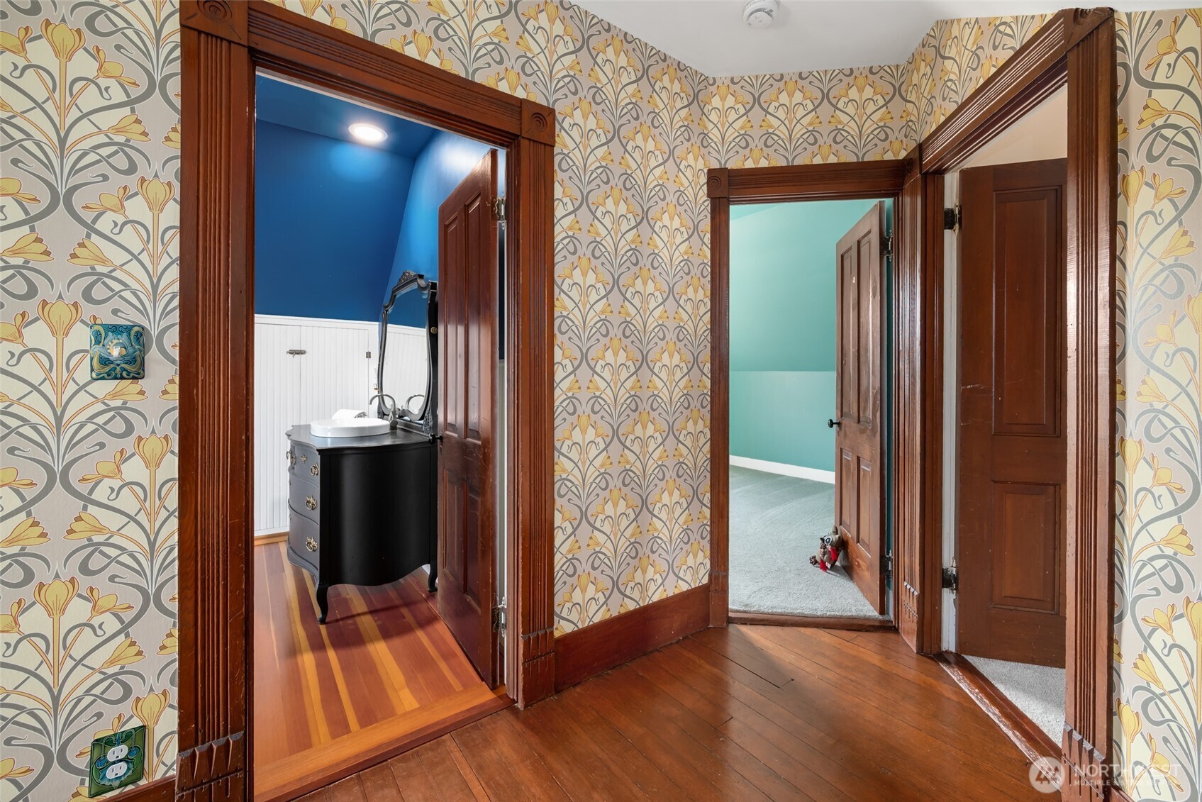 1209 Ne Leisure Street Property Photo 15