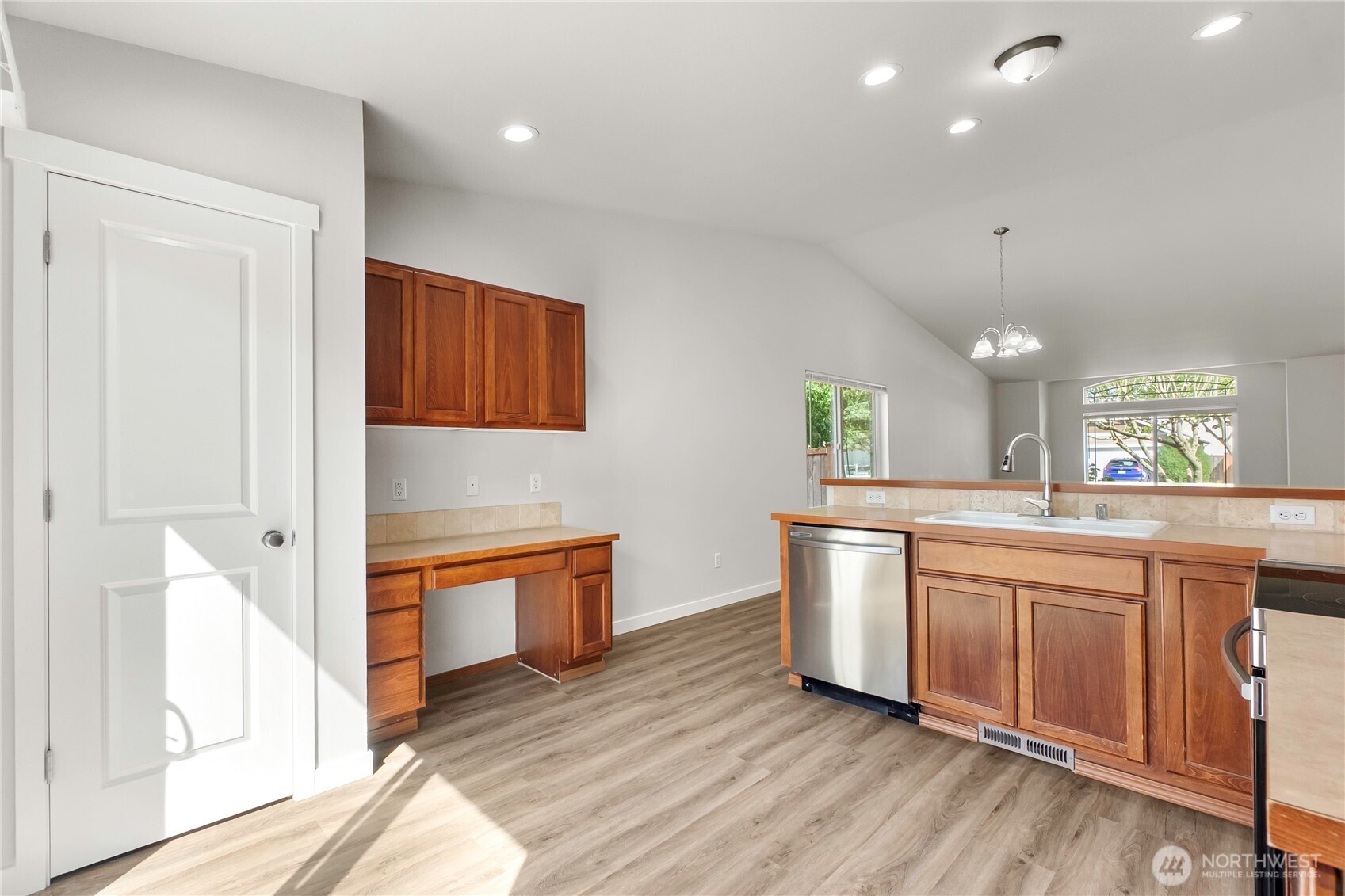 138 Goldmyer Drive Property Photo 15