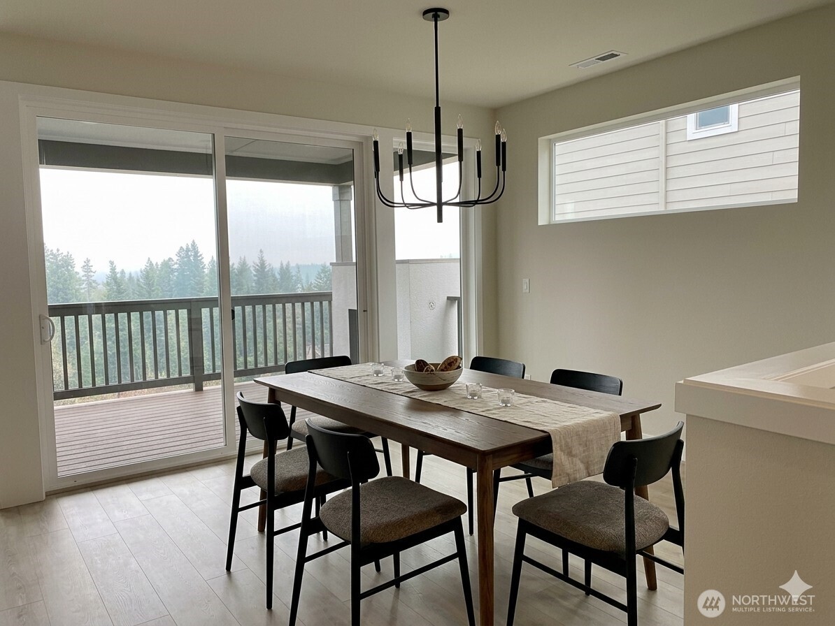 16310 26th St E Property Photo 5