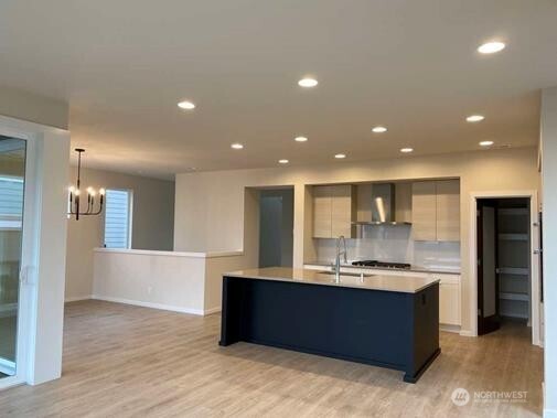 16310 26th St E Property Photo 6