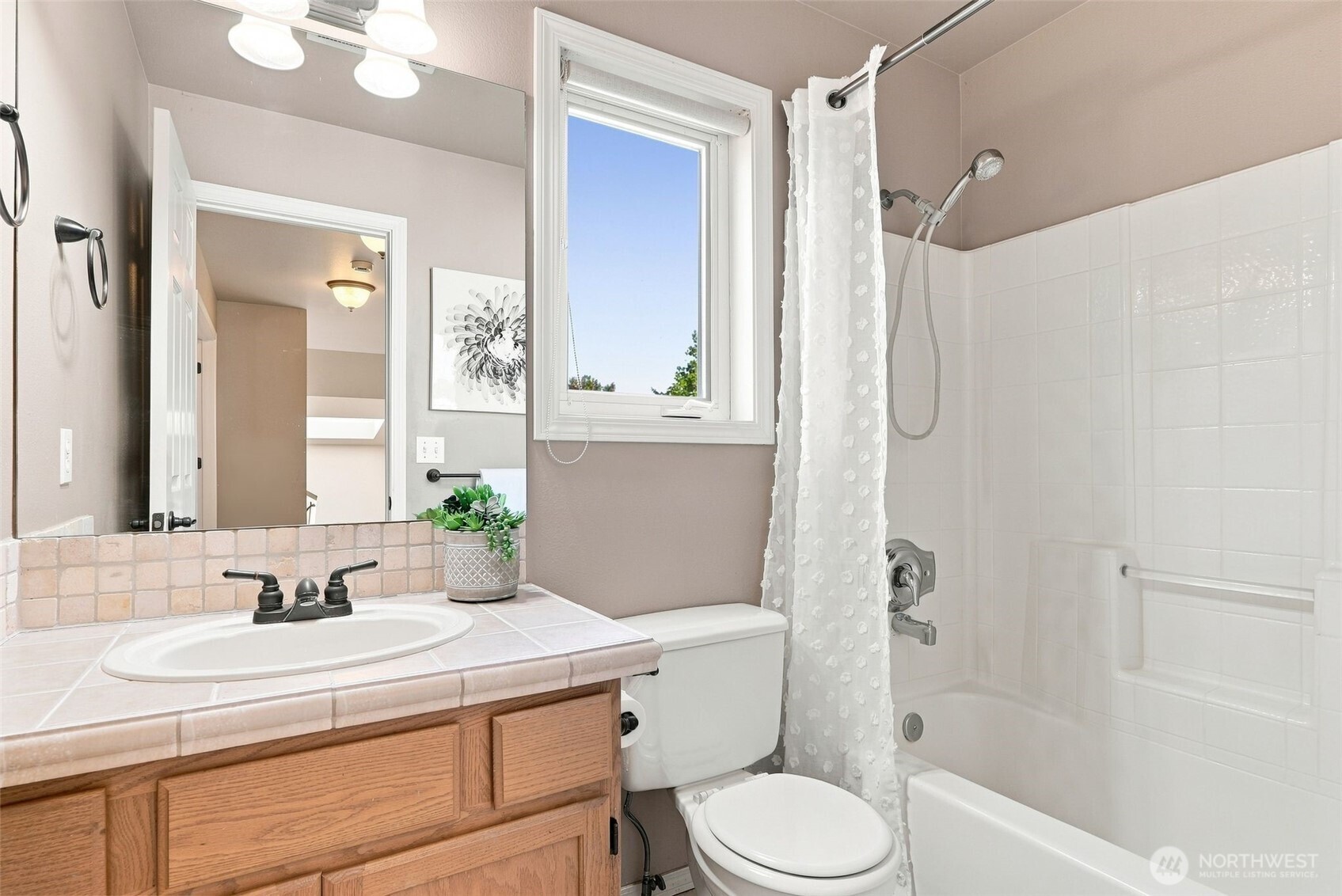 23009 E Settler Drive Property Photo 18