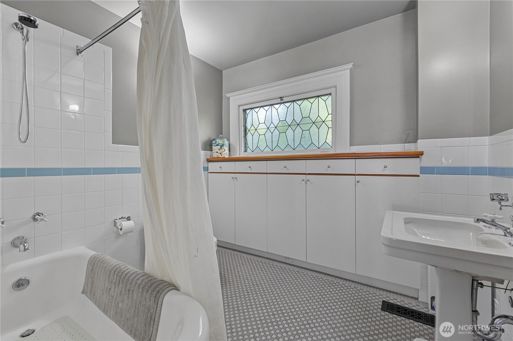 1108 Harvard Avenue Property Photo 26