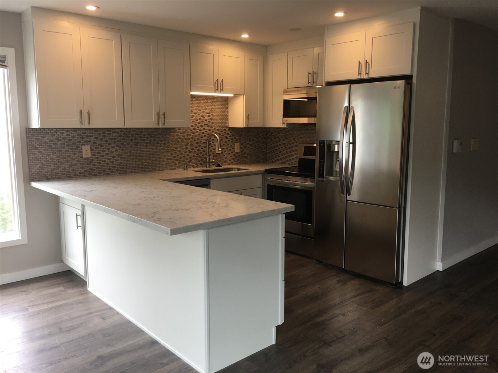 324 6th Avenue Property Photo 11