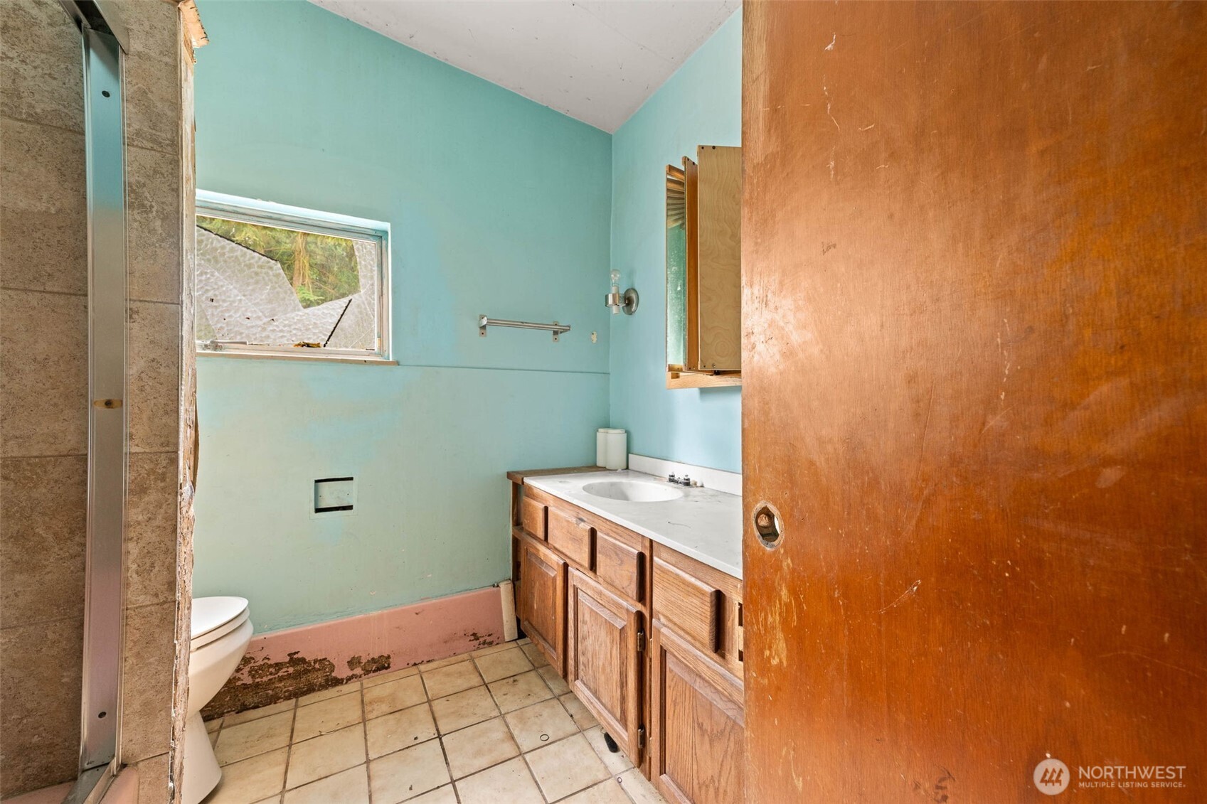 3219 S 166th Street Property Photo 16