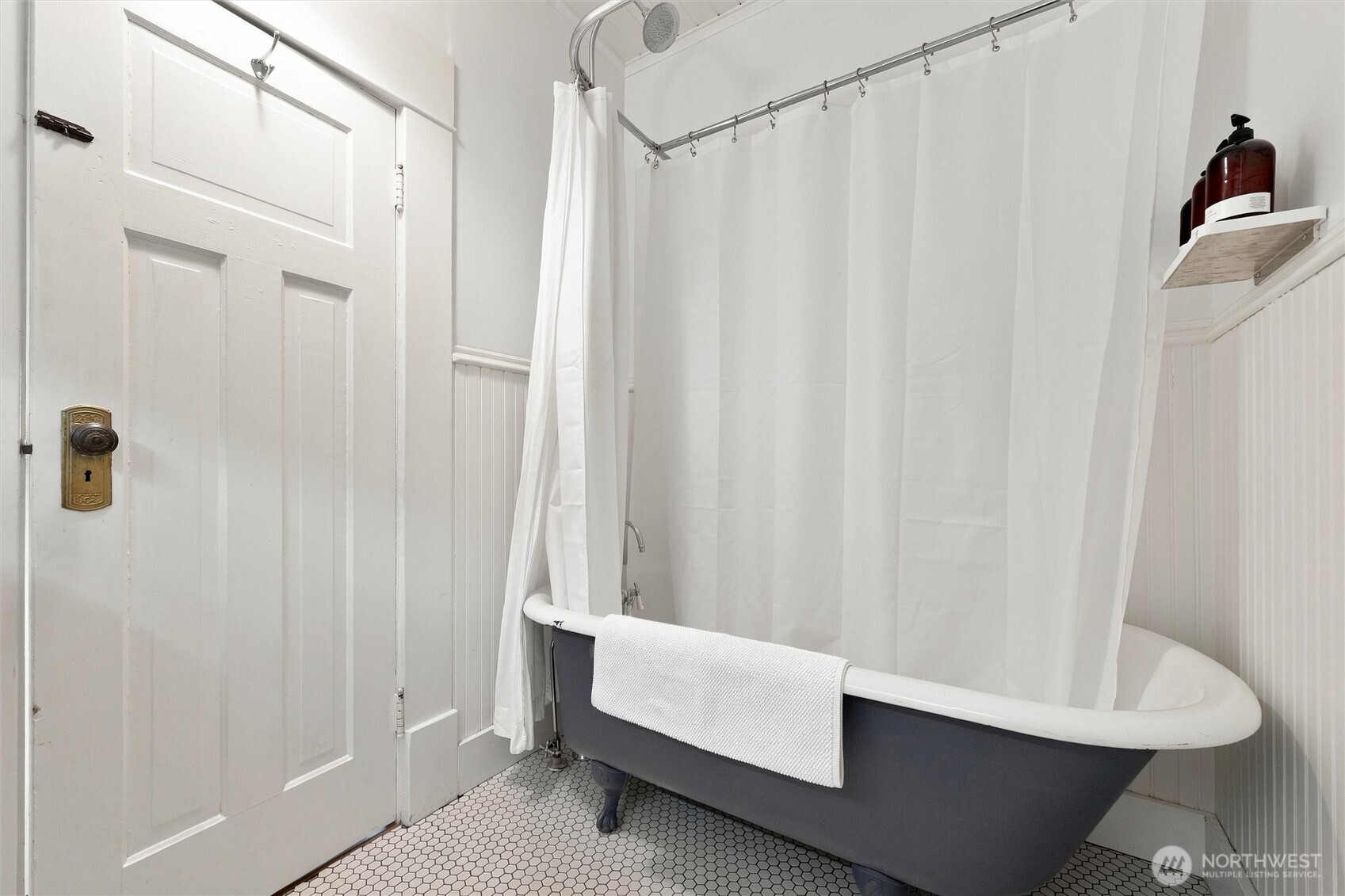 2549 Taft Drive Property Photo 12