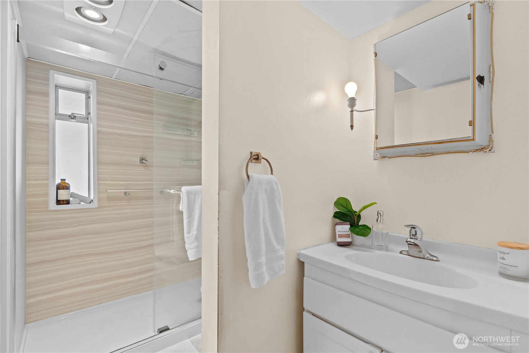 3237 Solie Avenue Property Photo 16