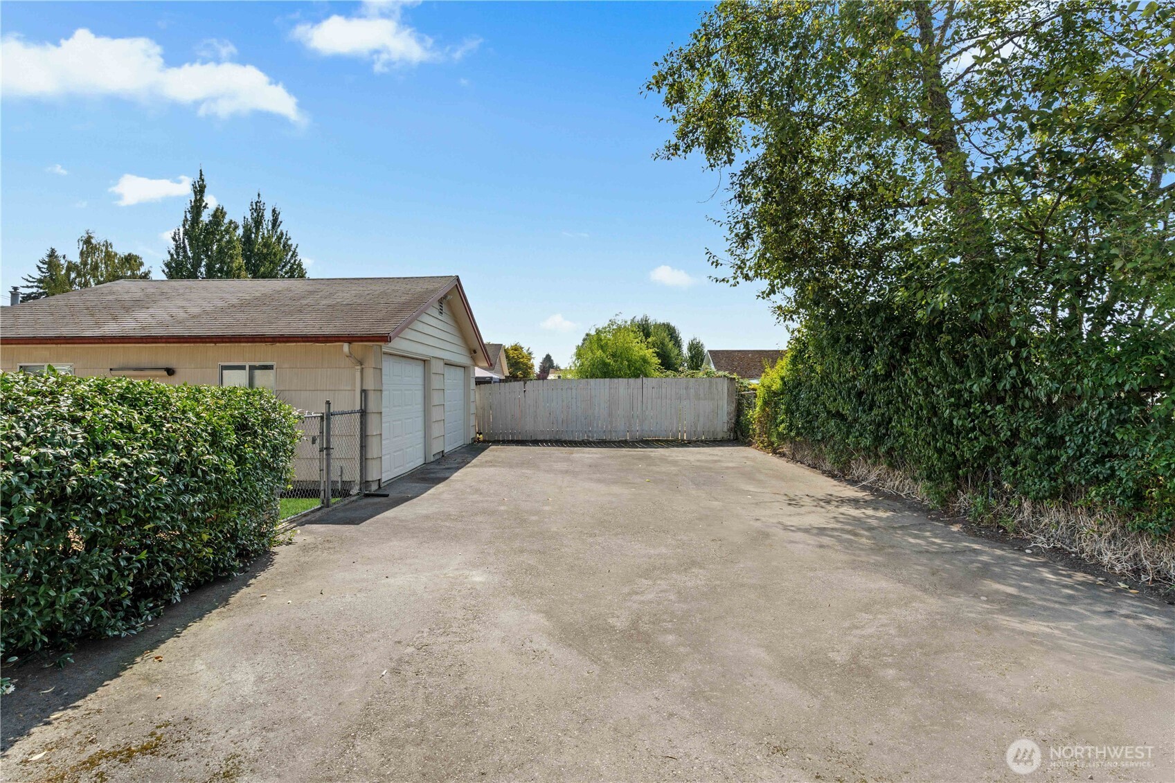 3237 Solie Avenue Property Photo 28