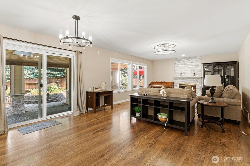 6020 156th Street Property Photo 13