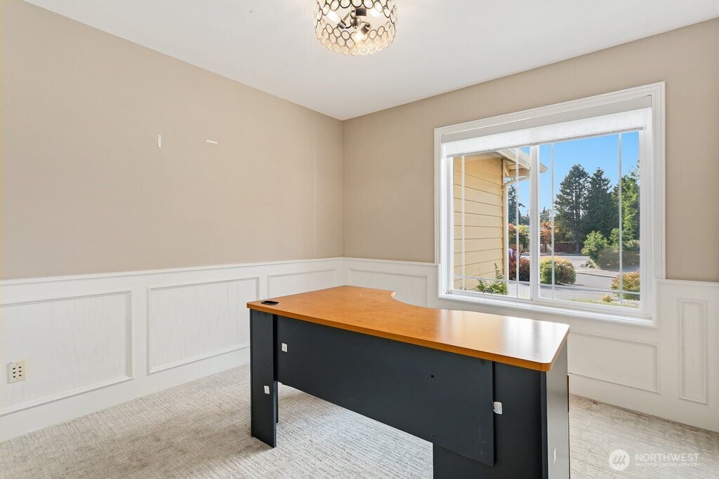 6020 156th Street Property Photo 16