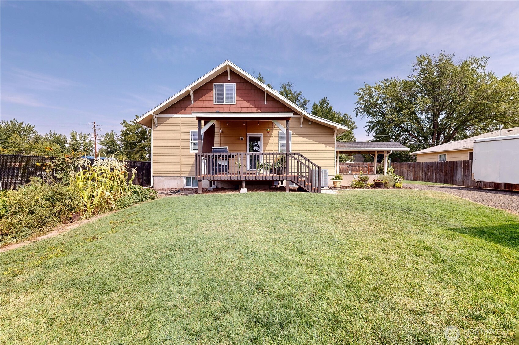 529 Sw 1st Property Photo 35