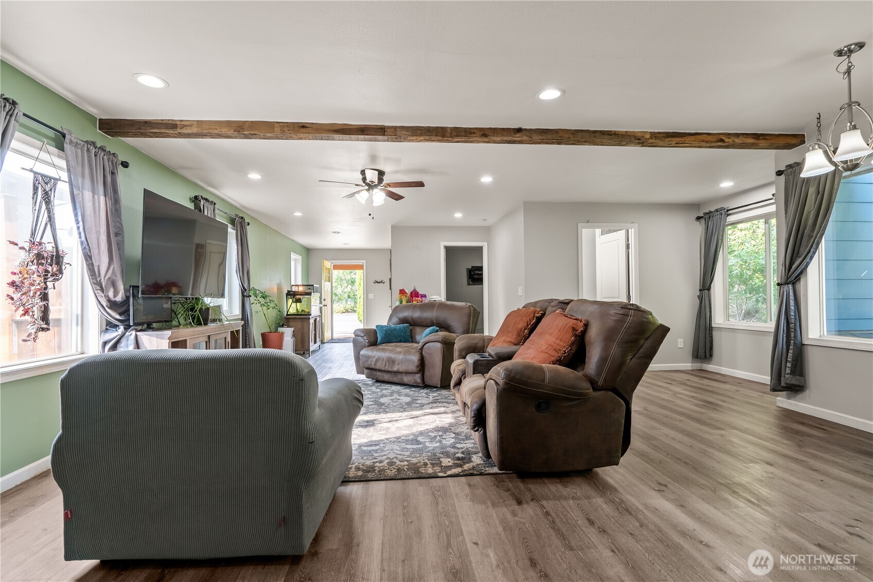 675 D Street Property Photo 14