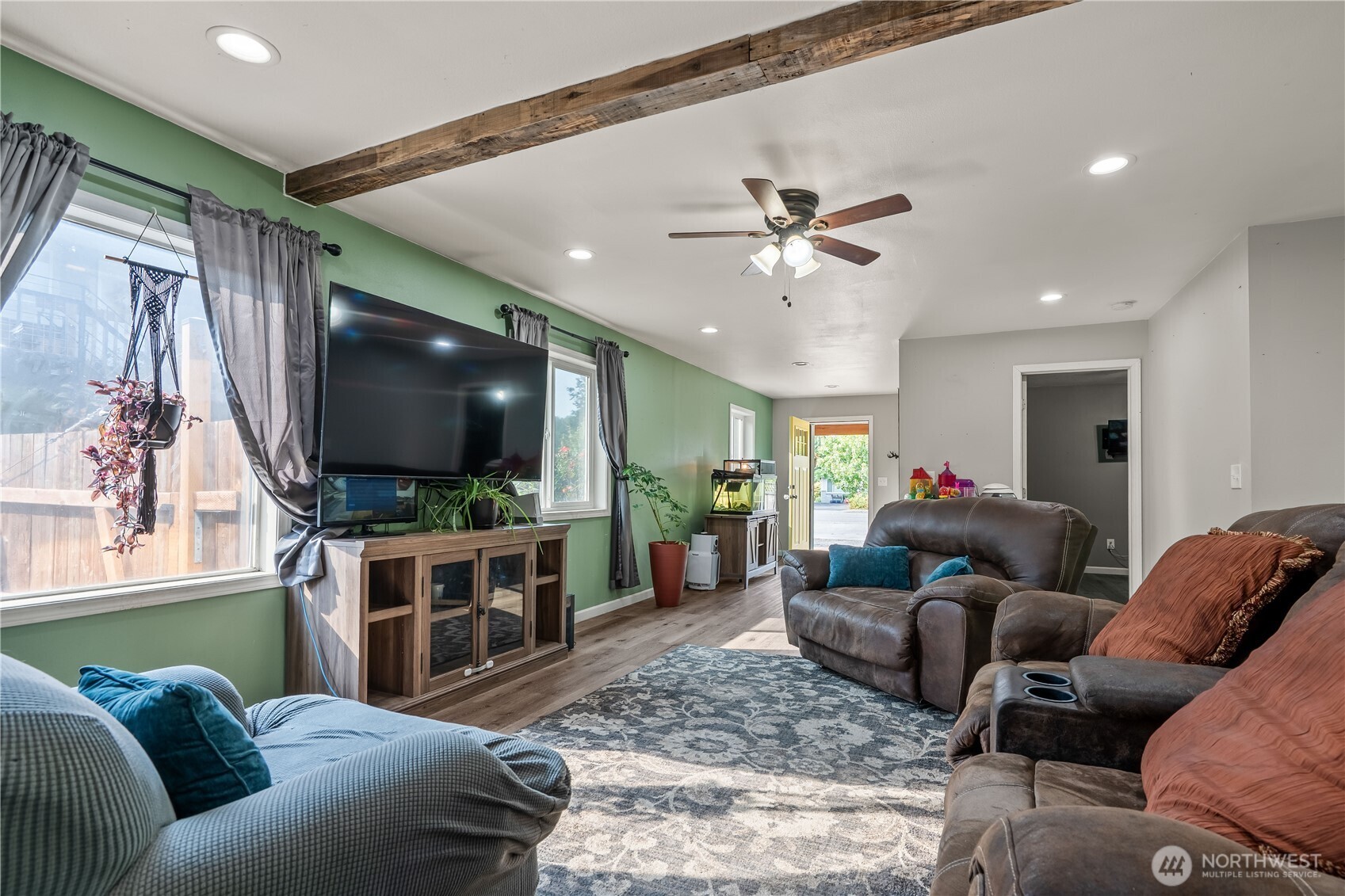 675 D Street Property Photo 15