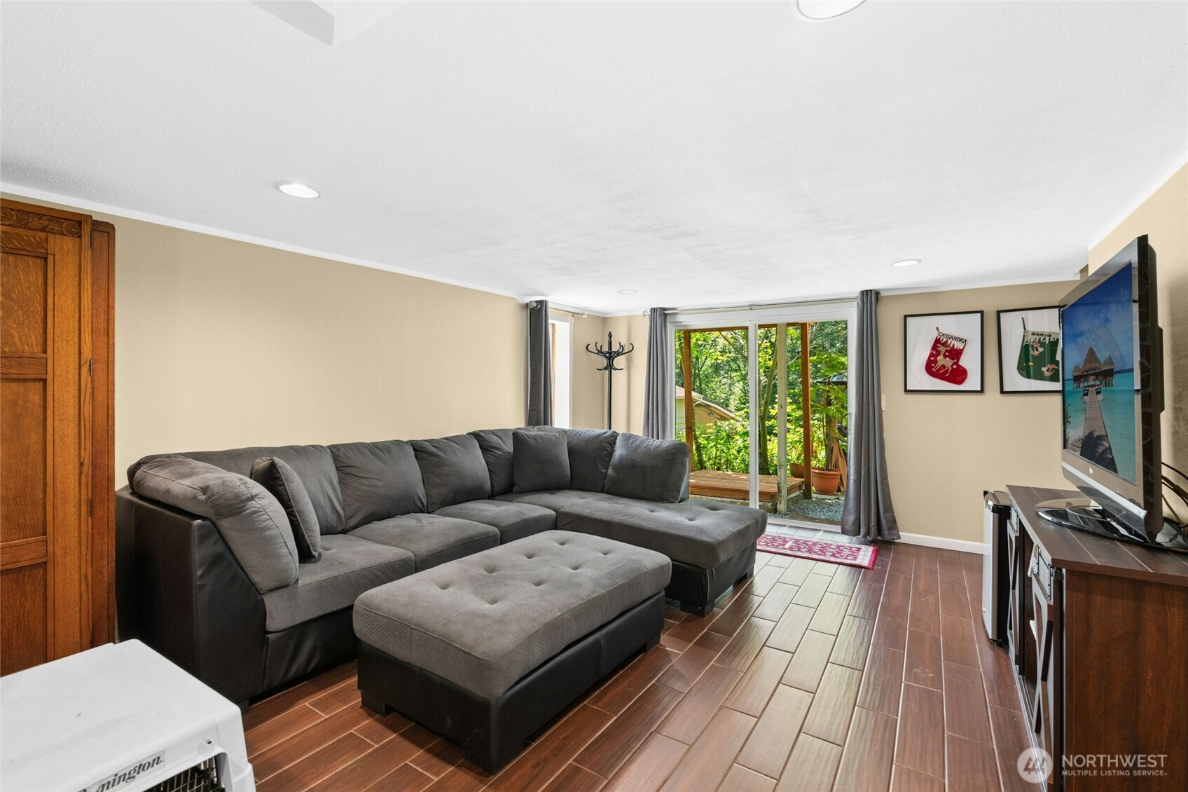 18011 18005 83rd Avenue Property Photo 14