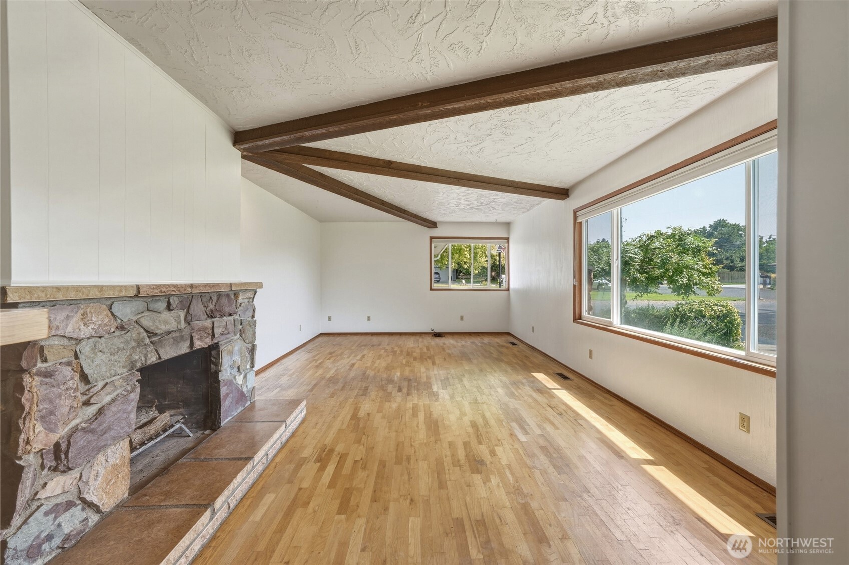 1837 Pike Place Property Photo 8