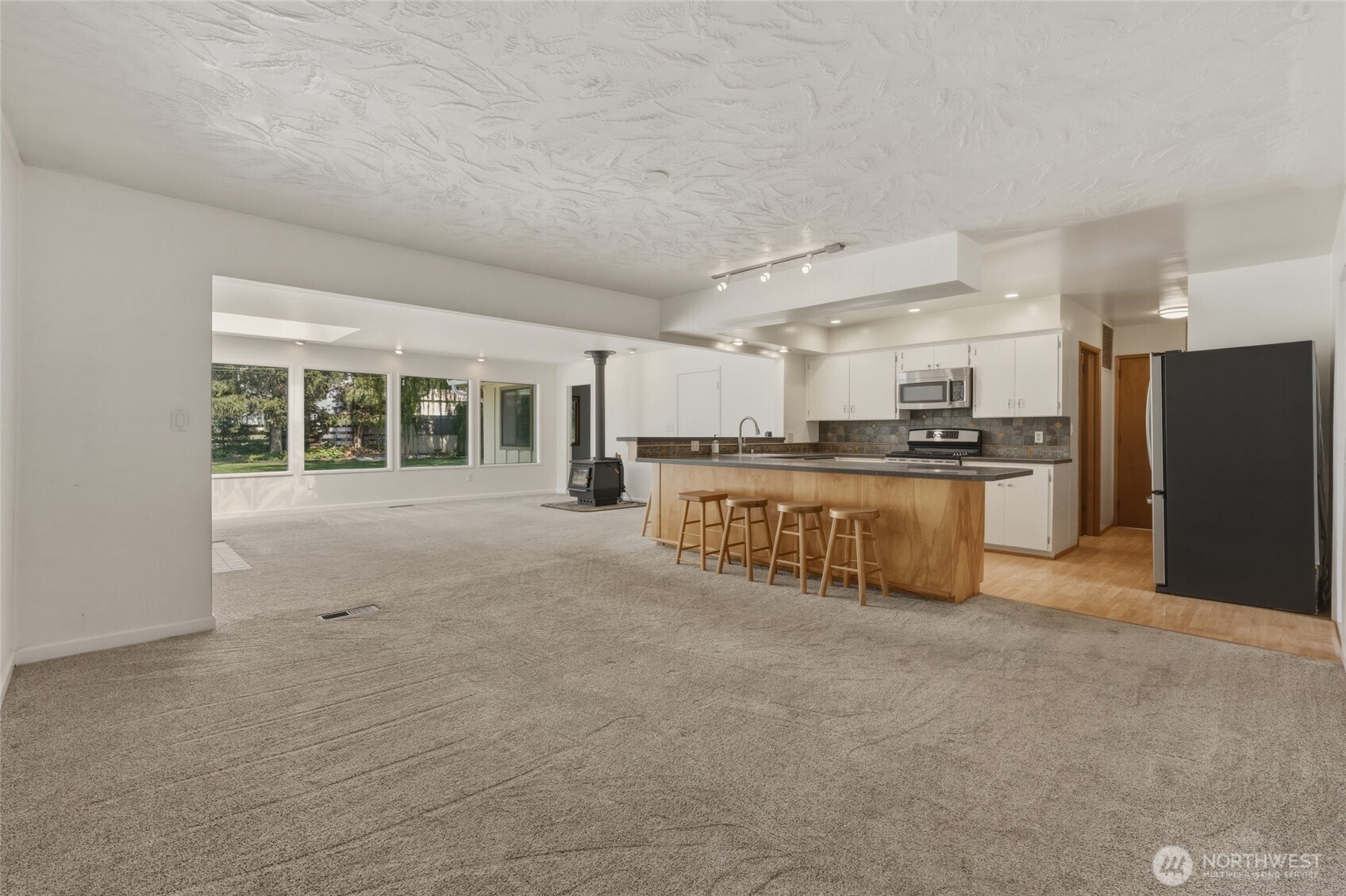 1837 Pike Place Property Photo 10