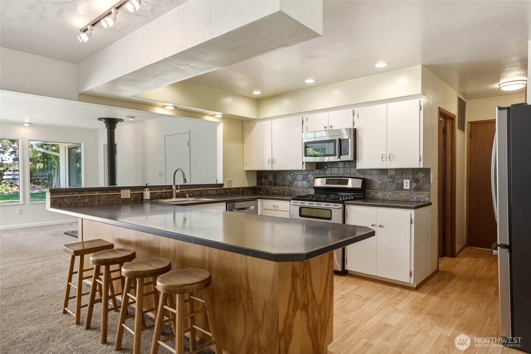 1837 Pike Place Property Photo 17