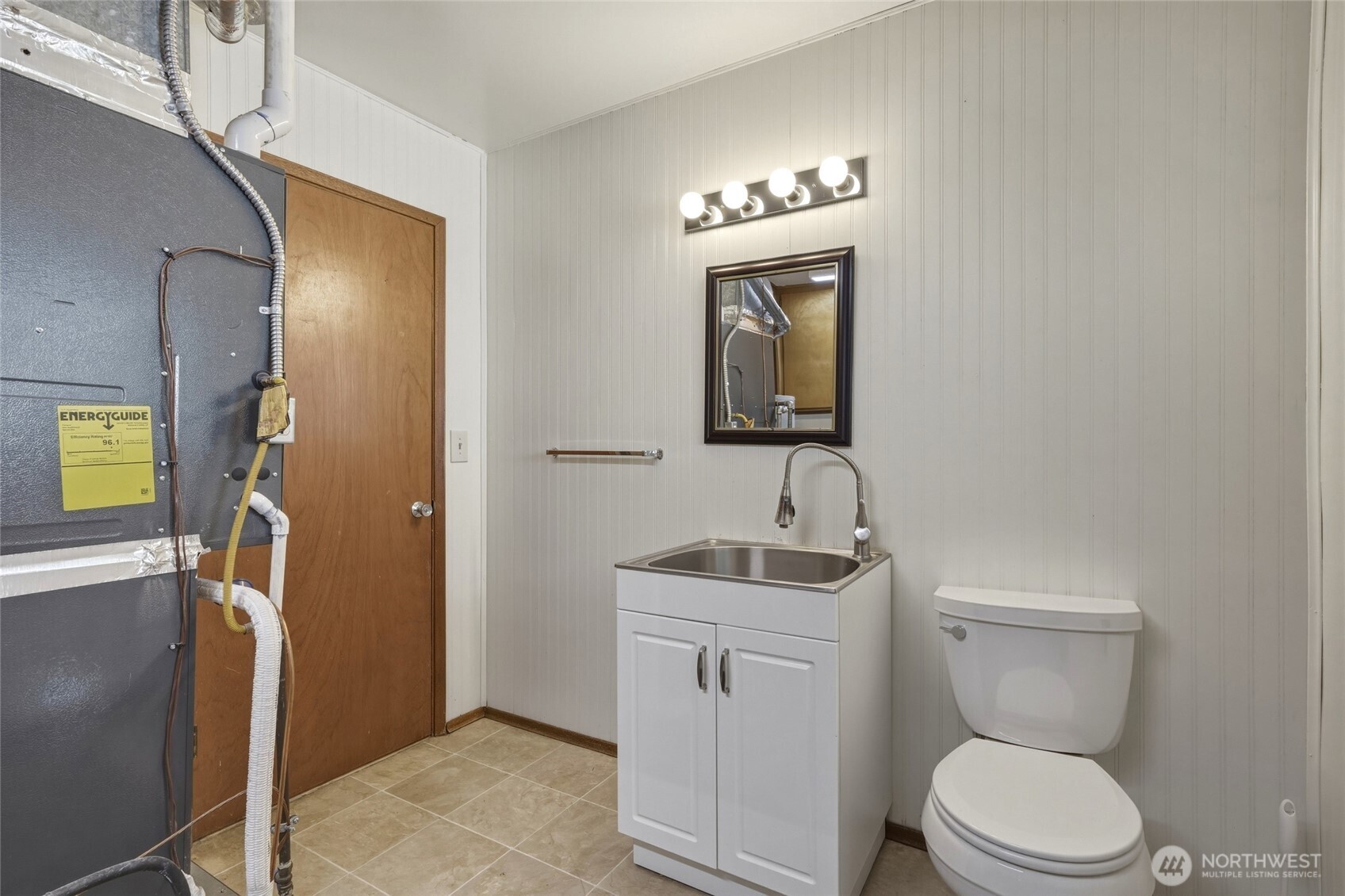 1837 Pike Place Property Photo 29