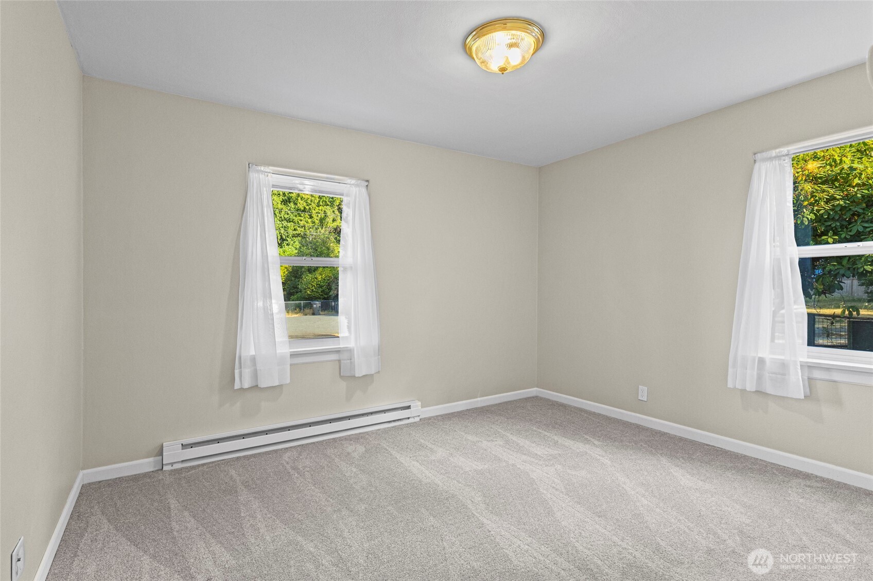6910 Columbia Court Property Photo 25