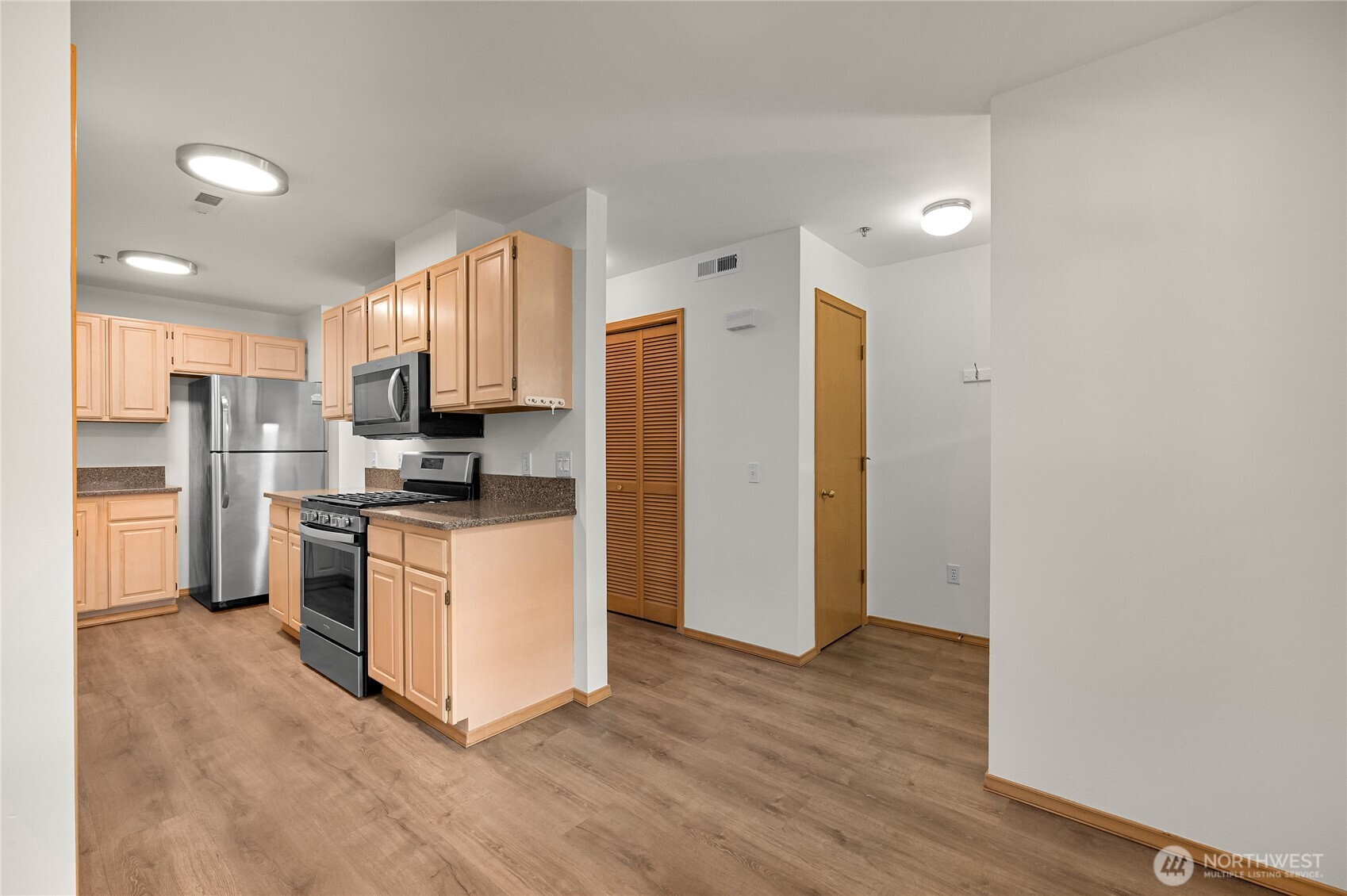 705 N State Street 301 Property Photo 17